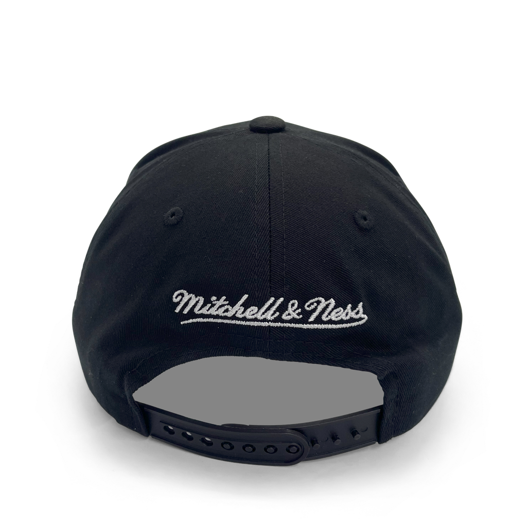 Mitchell & Ness - Mitchell & Ness Chicago Bulls Pro Crown Pinch Core Black OSFM