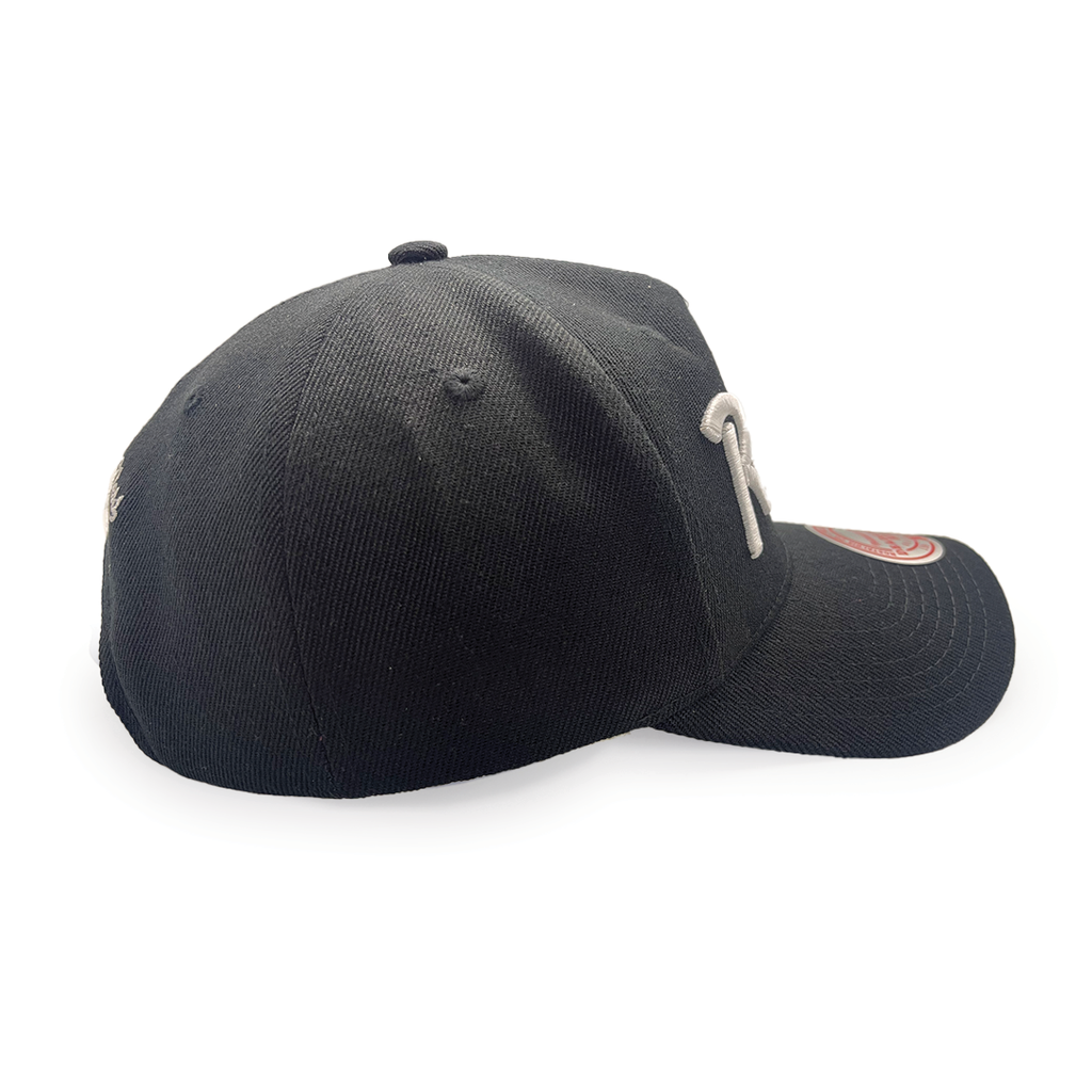 Mitchell & Ness - Mitchell & Ness Las Vegas Raiders NFL Deadstock Classic 7 Black OSFM MNLR2739A