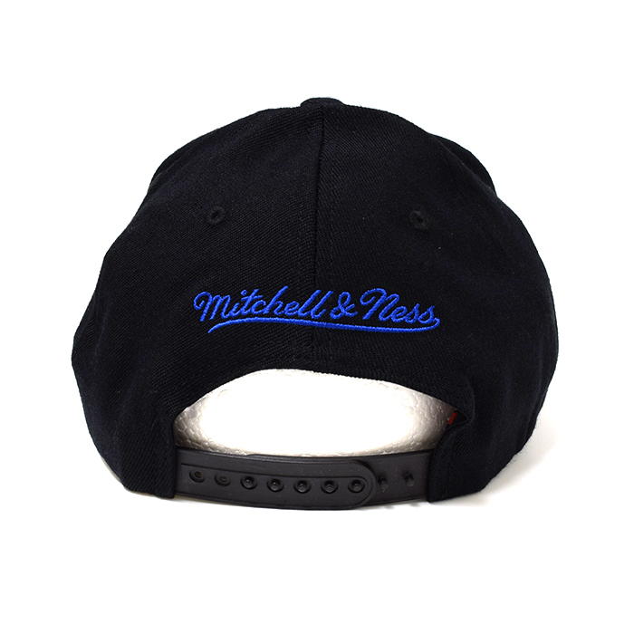 Mitchell & Ness - Mitchell & Ness New York Knicks NBA Classic Script Black OSFM MNNK11114