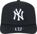 New Era New York Yankees 9Seventy Trucker Dashmark Black OSFM_22372