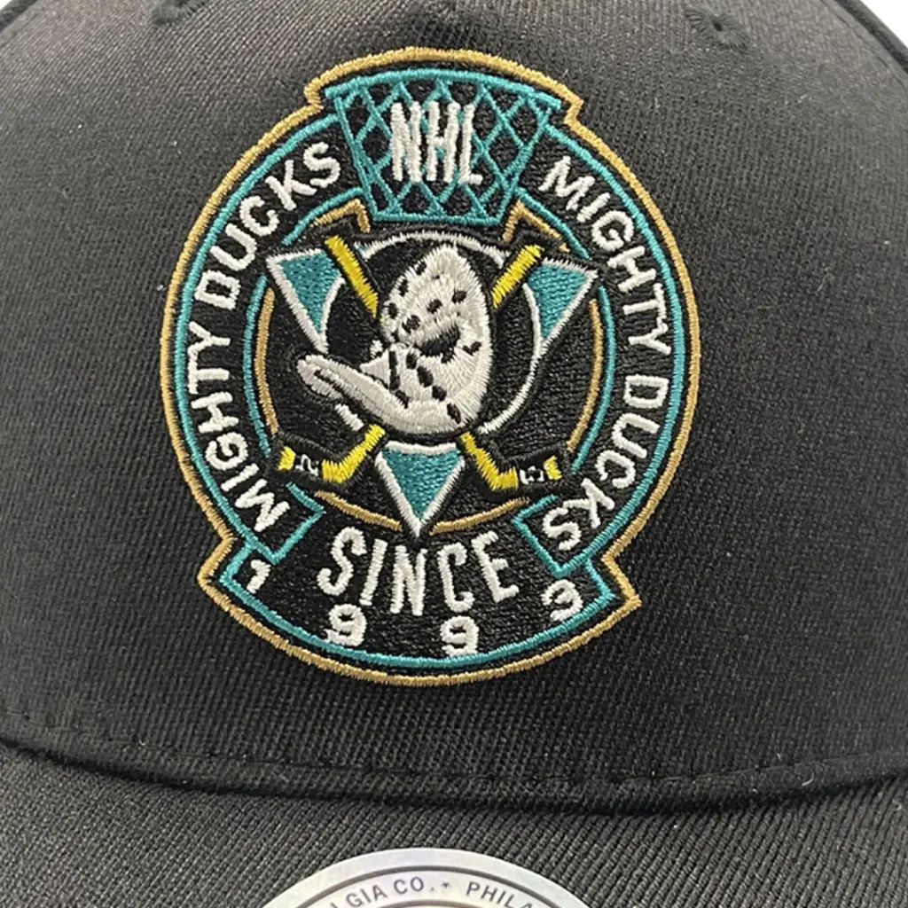 Mitchell & Ness - Mitchell & Ness Anaheim Ducks MVP Travelling Black OSFM