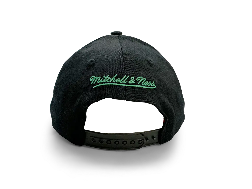 Mitchell & Ness - Mitchell & Ness Boston Celtics MVP Line Work Black OSFM