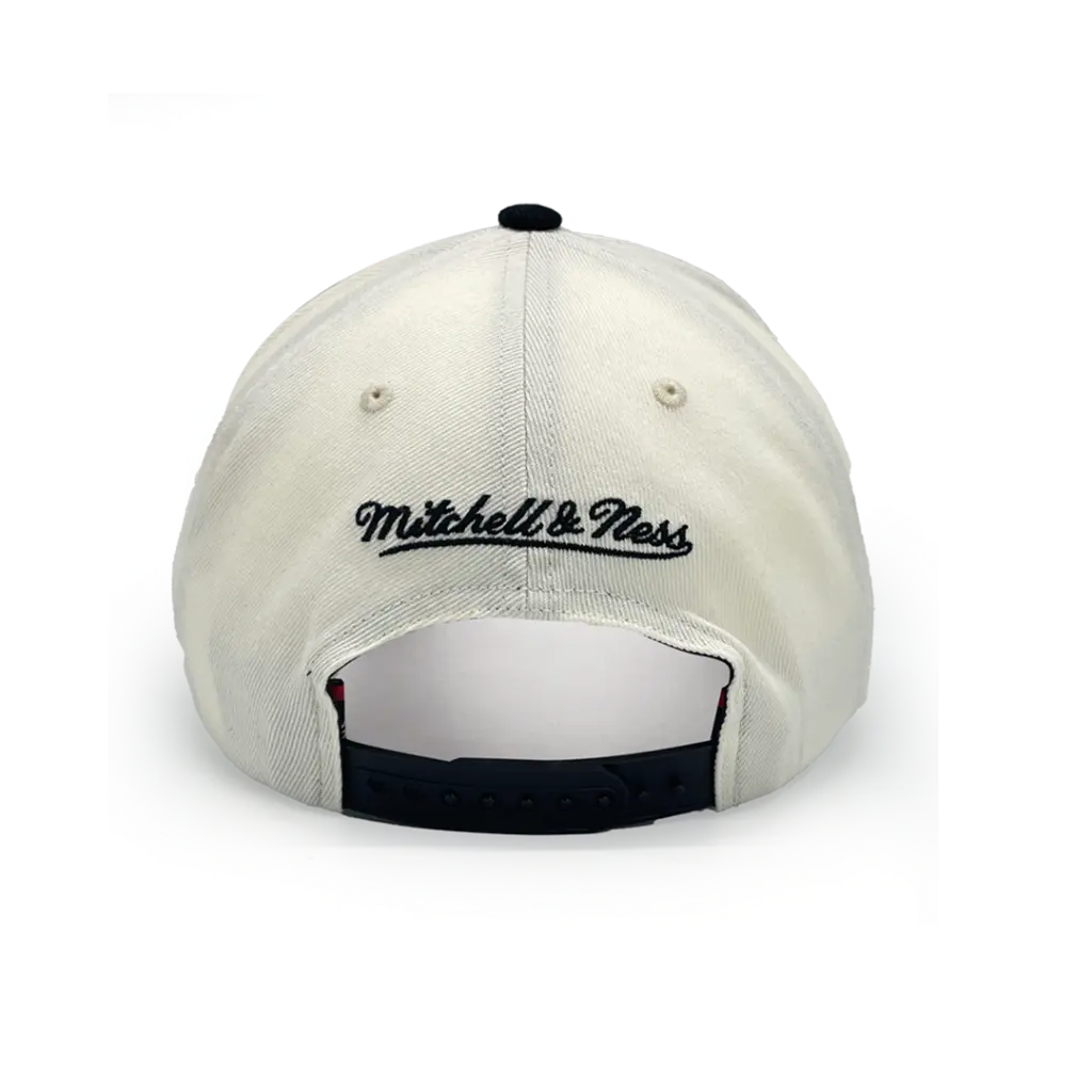 Mitchell & Ness - Mitchell & Ness Boston Celtics MVP Post Up Vintage White OSFM