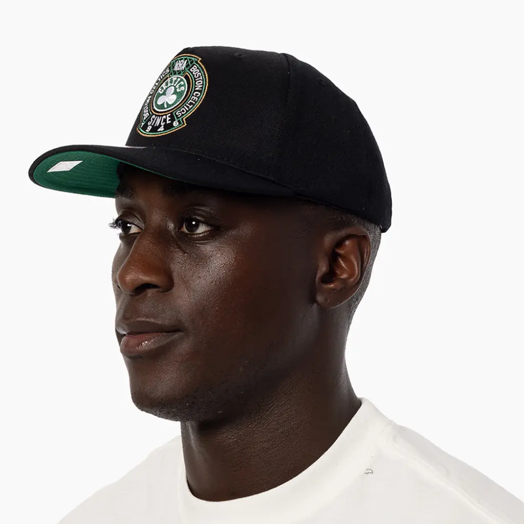 Mitchell & Ness - Mitchell & Ness Boston Celtics MVP Travelling Black OSFM