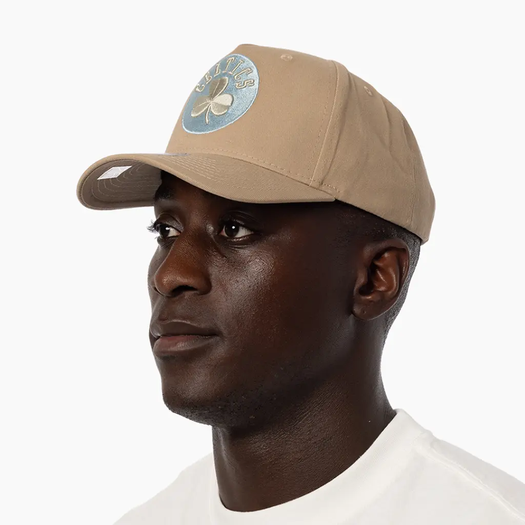 Mitchell & Ness - Mitchell & Ness Boston Celtics Pro-Crown Seasonal Core Khaki OSFM