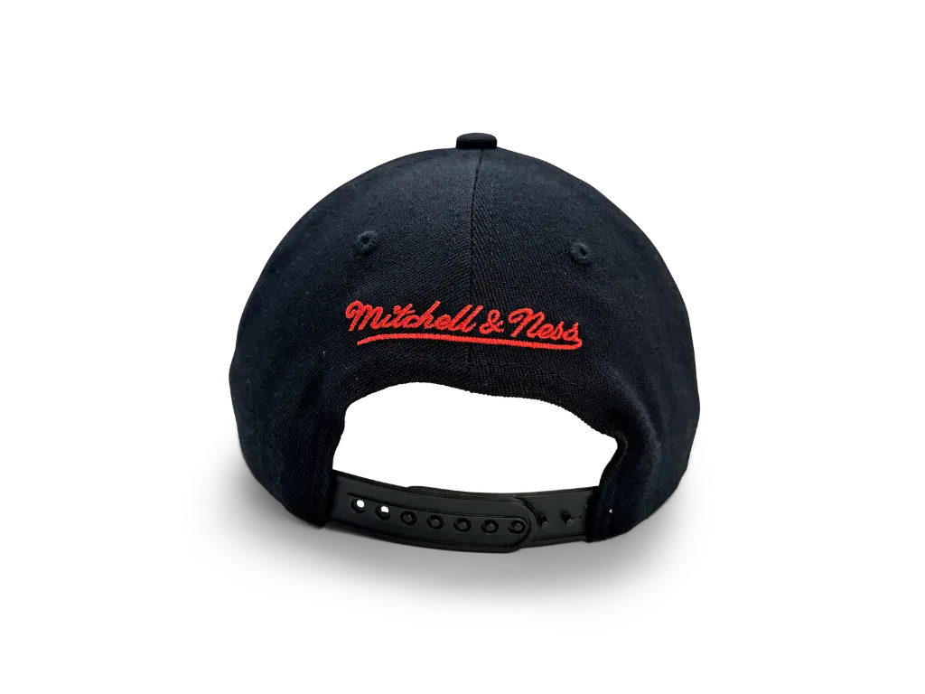 Mitchell & Ness - Mitchell & Ness Chicago Bulls MVP Line Work Black OSFM
