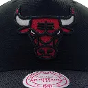 Mitchell & Ness Chicago Bulls MVP Team Colour Logo Black OSFM_4766