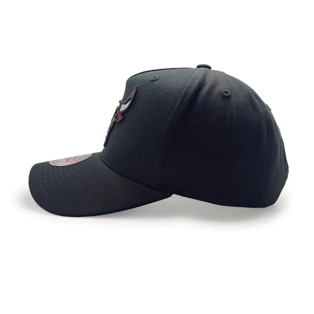 Mitchell & Ness Chicago Bulls MVP Team Colour Logo Black OSFM_4767