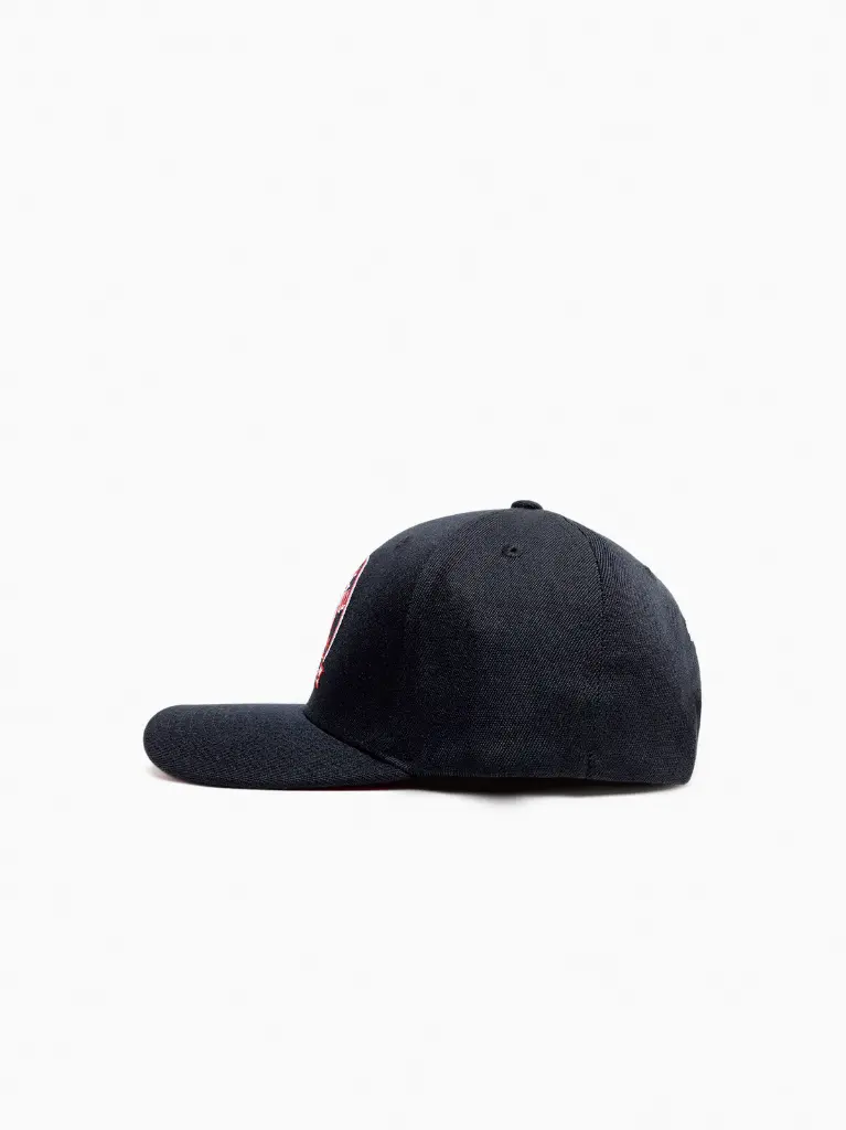 Mitchell & Ness - Mitchell & Ness Chicago Bulls NBA Emblem MVP Black/Red OSFM MNCG3115