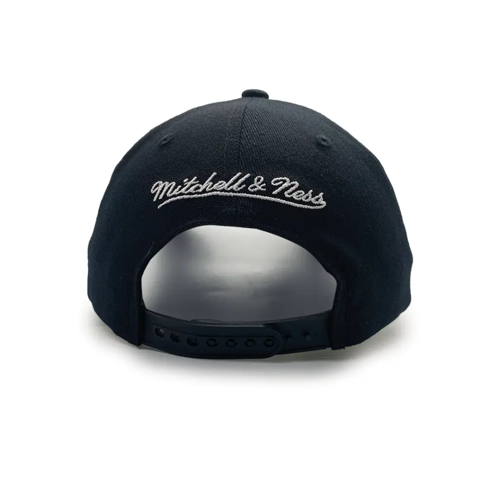 Mitchell & Ness - Mitchell & Ness Chicago Bulls NBA Point Guard CR Black OSFM MNCG1859