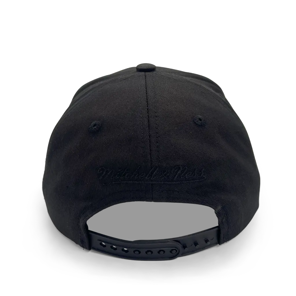 Mitchell & Ness - Mitchell & Ness Chicago Bulls Pro Crown Pinch Core Black OSFM