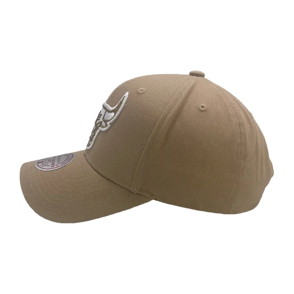 Mitchell & Ness - Mitchell & Ness Chicago Bulls Pro Crown Seasonal Spring Khaki OSFM