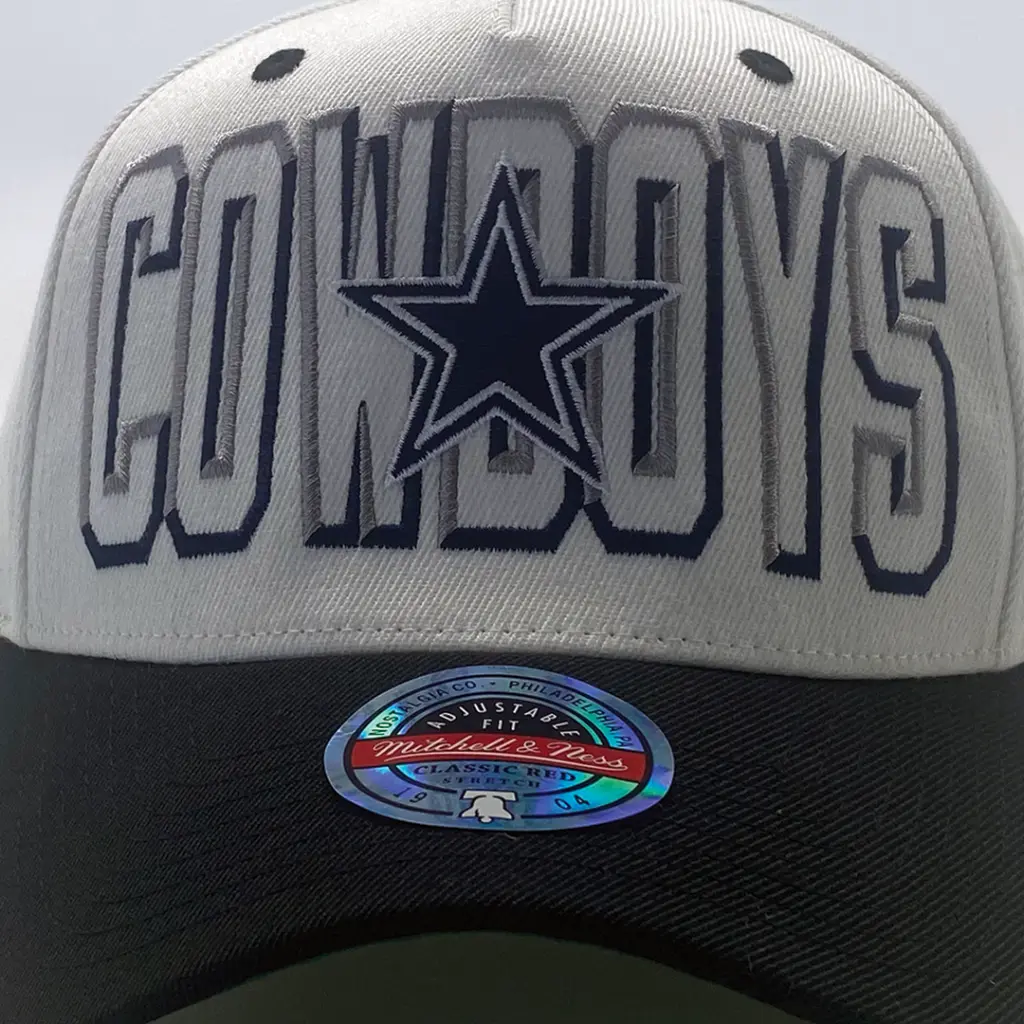 Mitchell & Ness Classic Red Dallas Cowboys NFL Bevel White Cream/Black OSFM MNDC1961_4898