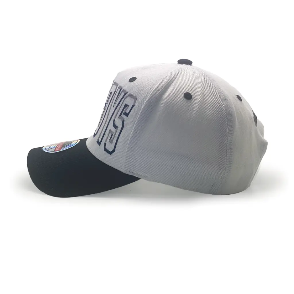 Mitchell & Ness - Mitchell & Ness Classic Red Dallas Cowboys NFL Bevel White Cream/Black OSFM MNDC1961