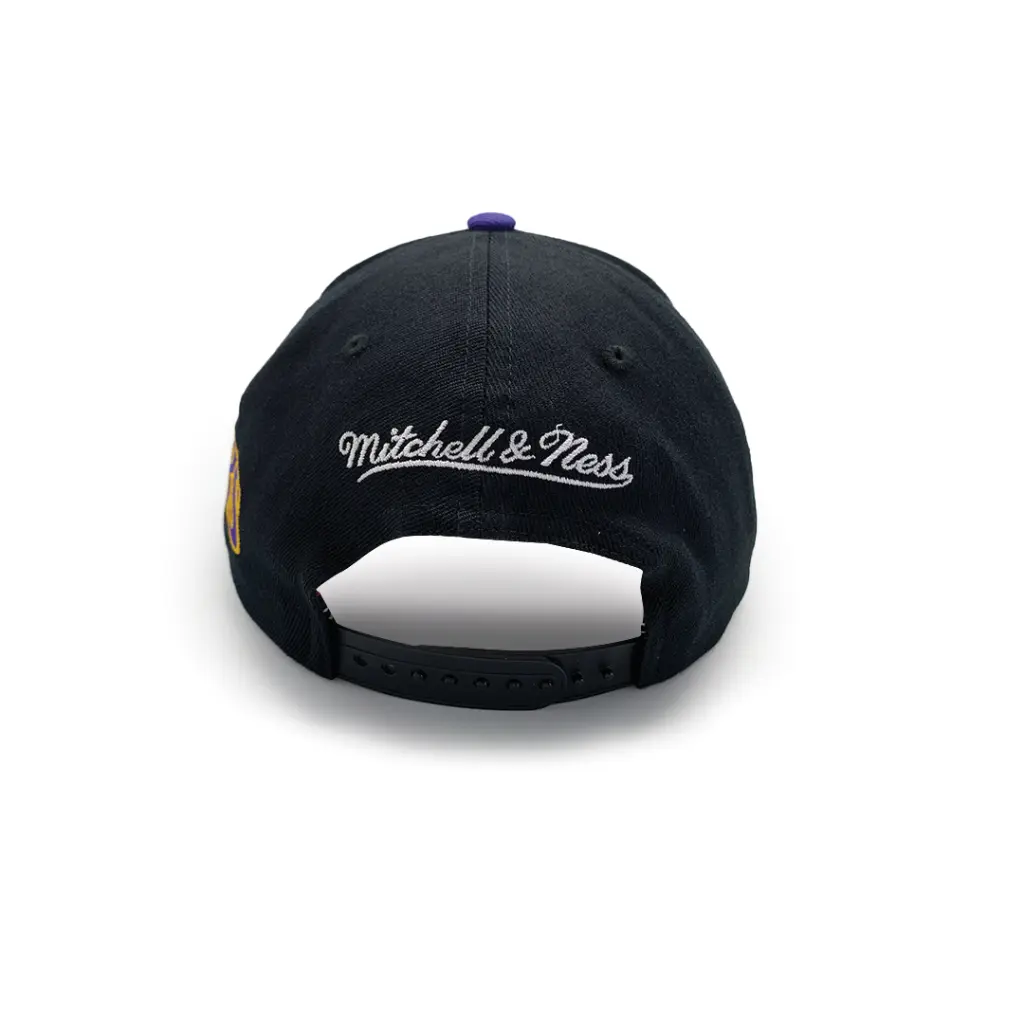 Mitchell & Ness - Mitchell & Ness Classic Red Los Angeles Lakers NBA Swerve Black/Purple OSFM MNLL22350