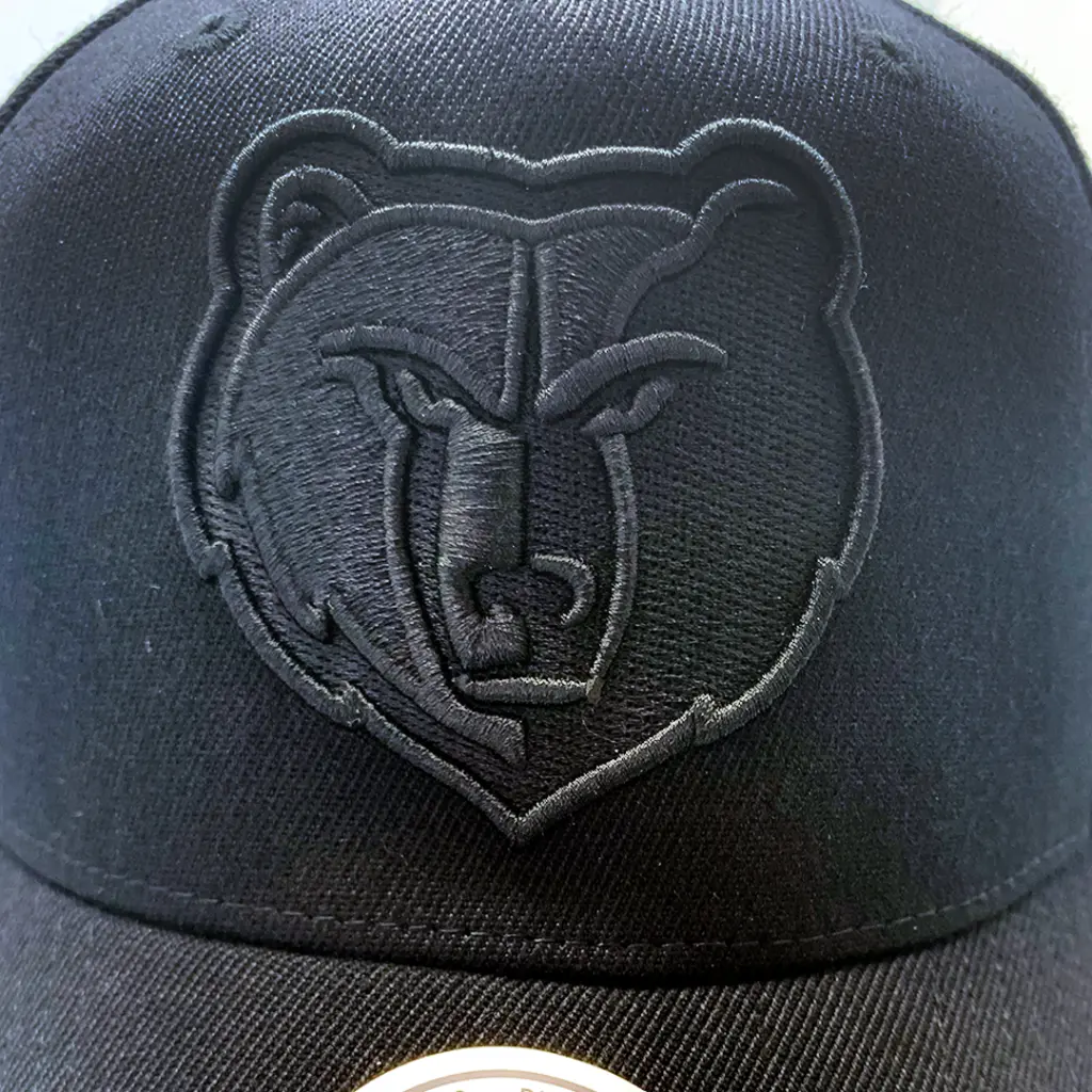 Mitchell & Ness - Mitchell & Ness Classic Red Memphis Grizzlies Team Logo NBA Black/Black OSFM MNMG21199H