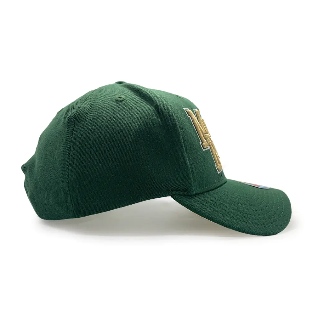 Mitchell & Ness Classic Red Milwaukee Bucks NBA Interlocked Green OSFM MNMB23022_5217