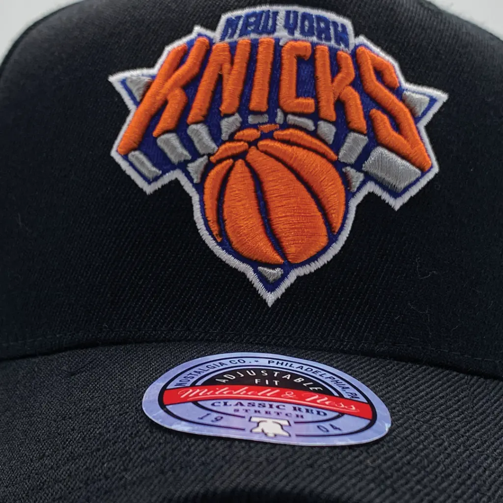Mitchell & Ness Classic Red New York Knicks Team Logo NBA Black OSFM MNNK21199_5223