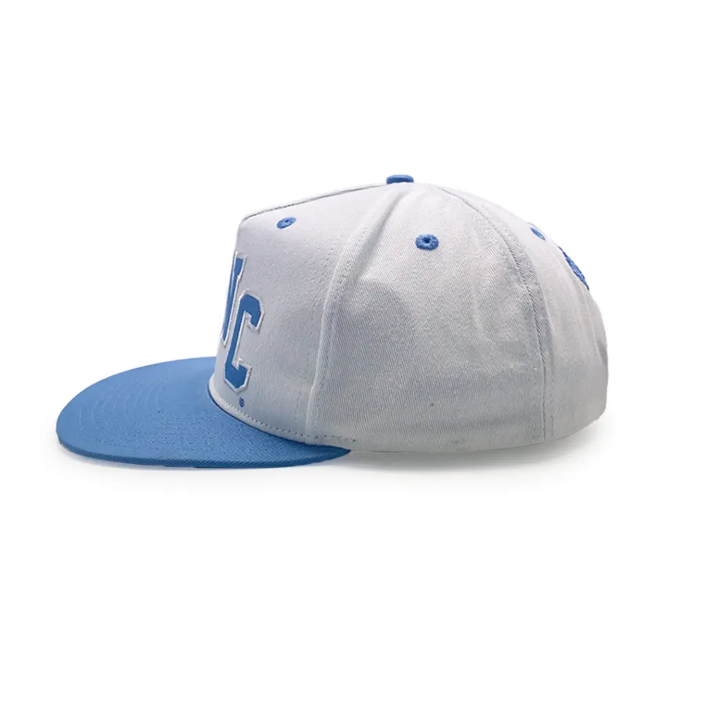 Mitchell & Ness - Mitchell & Ness Deadstock UNC Tar Heels NCAA Collage Unbleached OSFM NCUN0734