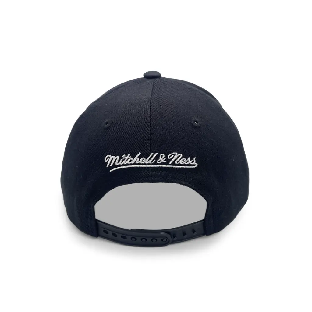 Mitchell & Ness Golden State Warriors MVP Travelling Black OSFM_5285