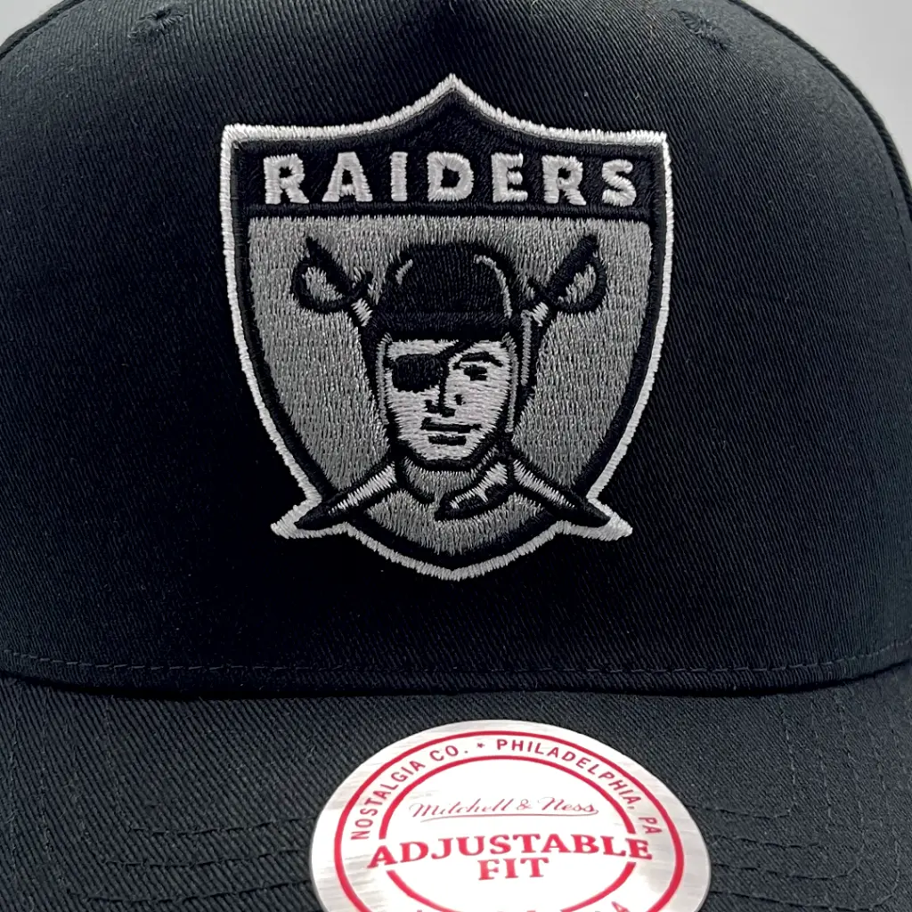Mitchell & Ness - Mitchell & Ness Las Vegas Raiders MVP Team Colour Logo Black OSFM