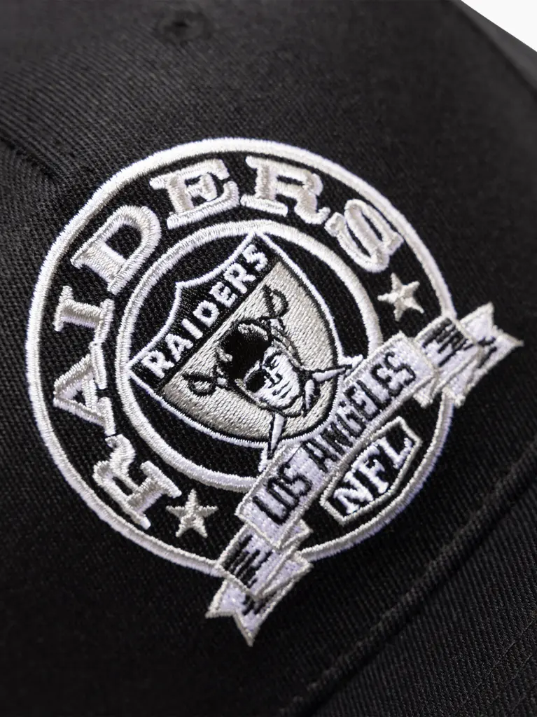 Mitchell & Ness - Mitchell & Ness Las Vegas Raiders NFL Emblem MVP Black/Silver OSFM MNLR3116