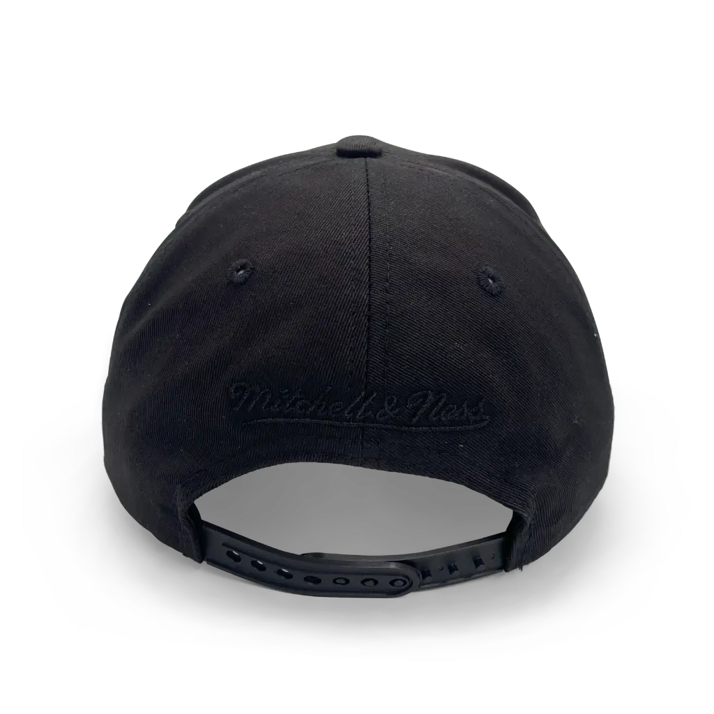 Mitchell & Ness Las Vegas Raiders Pro Crown Pinch Core Black OSFM_5505