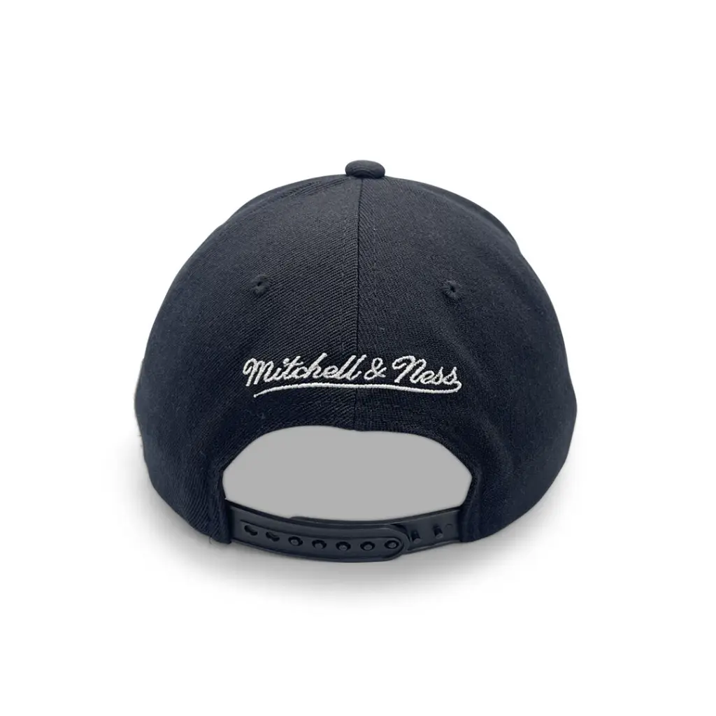 Mitchell & Ness - Mitchell & Ness Los Angeles Kings MVP Travelling Black OSFM