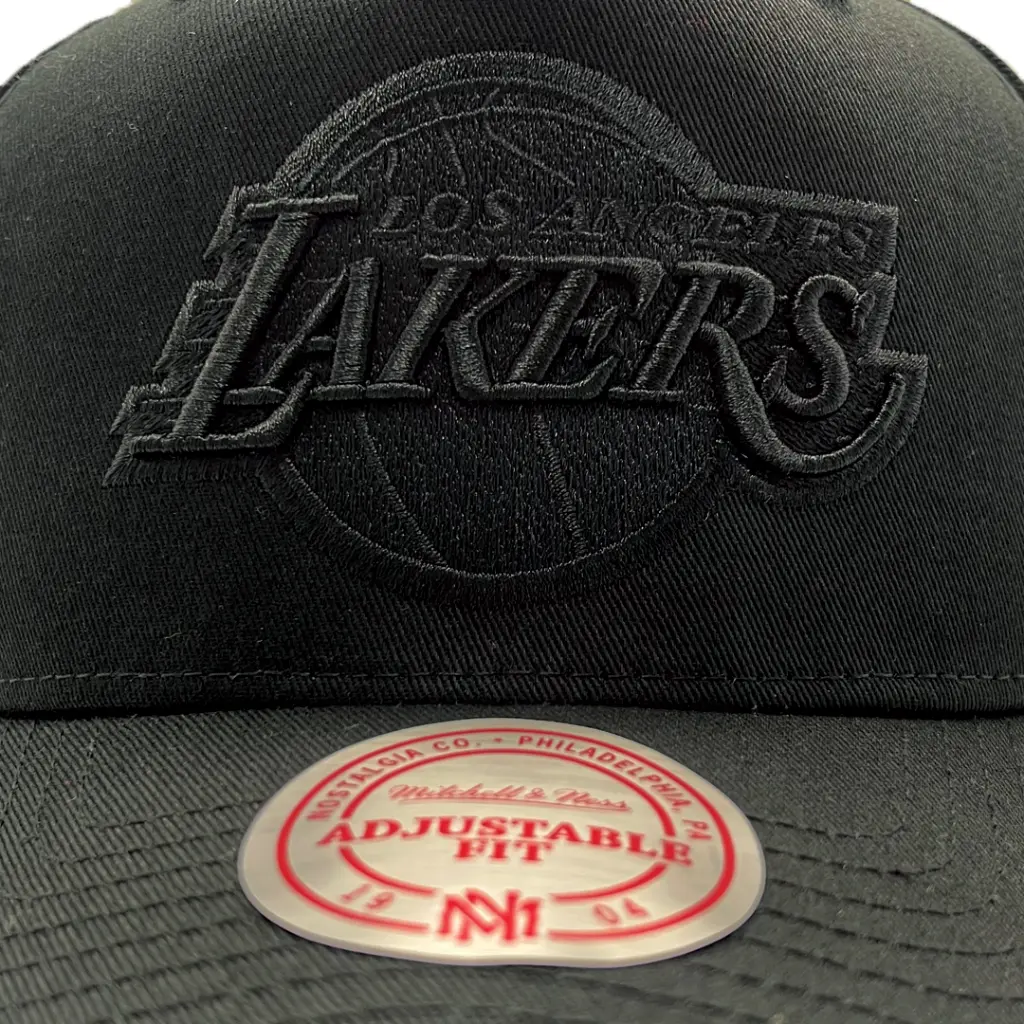 Mitchell & Ness - Mitchell & Ness Los Angeles Lakers MVP Team Logo Black OSFM