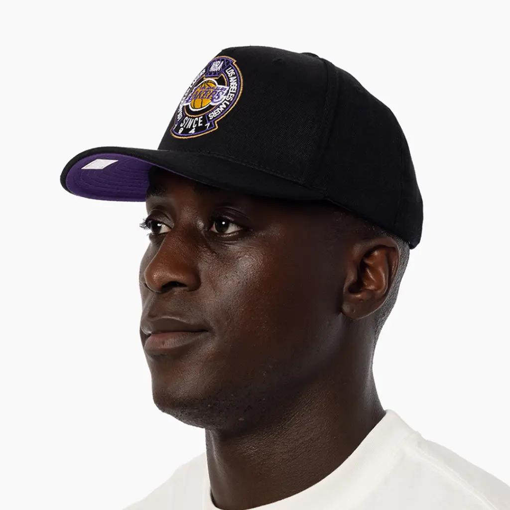 Mitchell & Ness Los Angeles Lakers MVP Travelling Black OSFM_5574