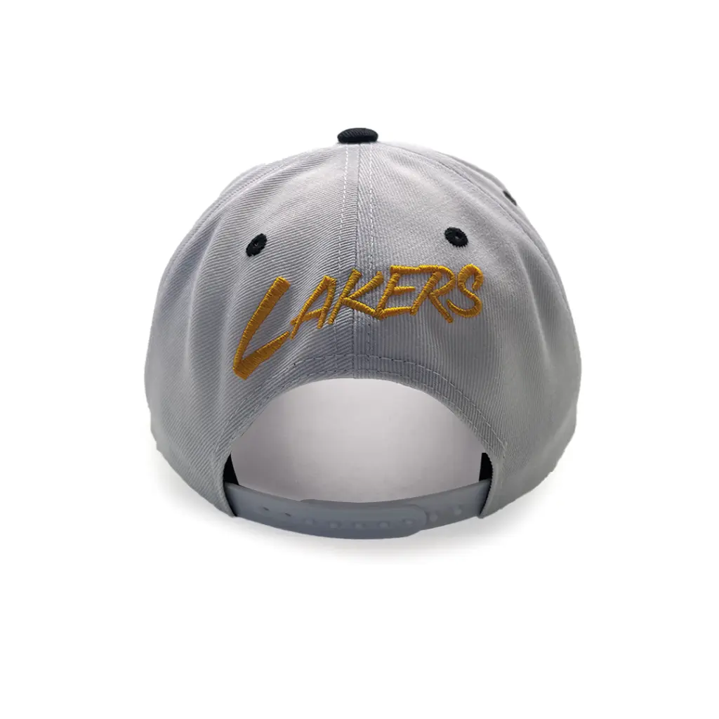 Mitchell & Ness - Mitchell & Ness Los Angeles Lakers NBA Classic Red Blaze Script White/Black OSFM MNLL2098