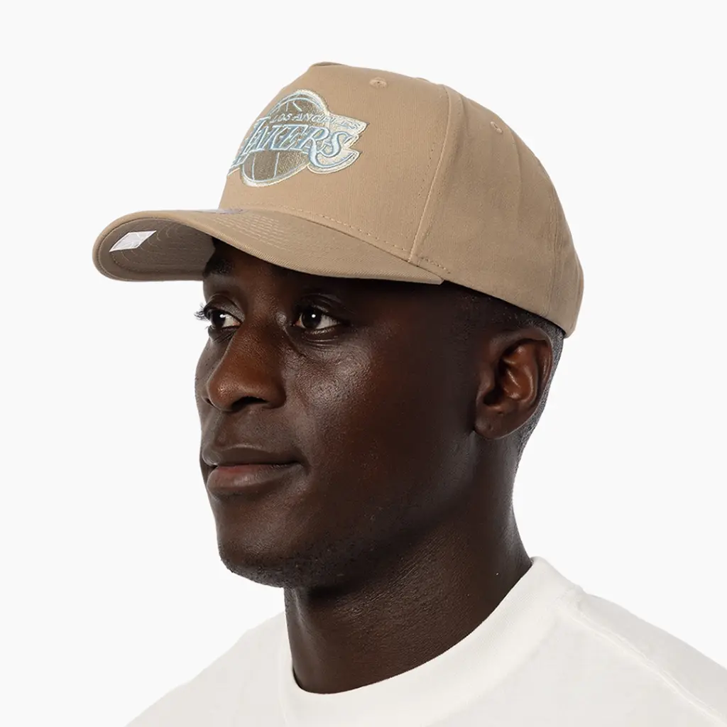 Mitchell & Ness Los Angeles Lakers Pro-Crown Seasonal Core Khaki OSFM_5902