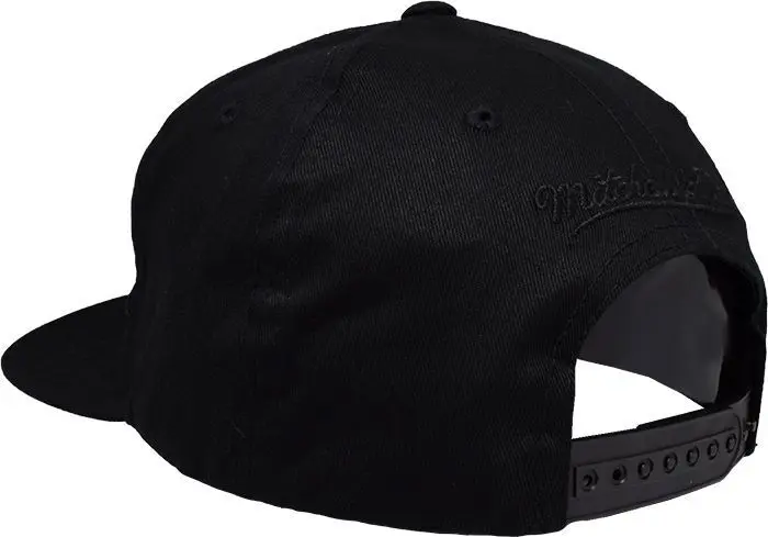 Mitchell & Ness - Mitchell & Ness MNPBNAR393 Portland Trail Blazers Team Logo Deadstock Snapback OS