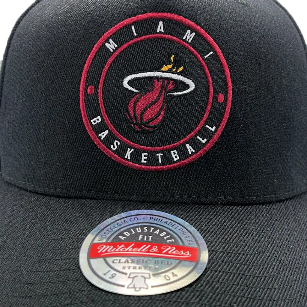 Mitchell & Ness Miami Heat NBA Circle Patch Black OSFM MNMH23147_5961