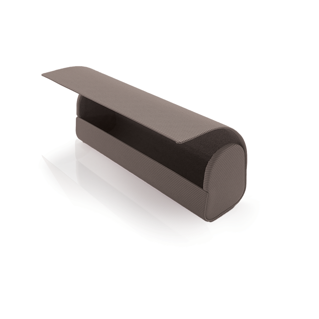 BrightEyes VCS8878 Hand Made Silk Road Case_8828