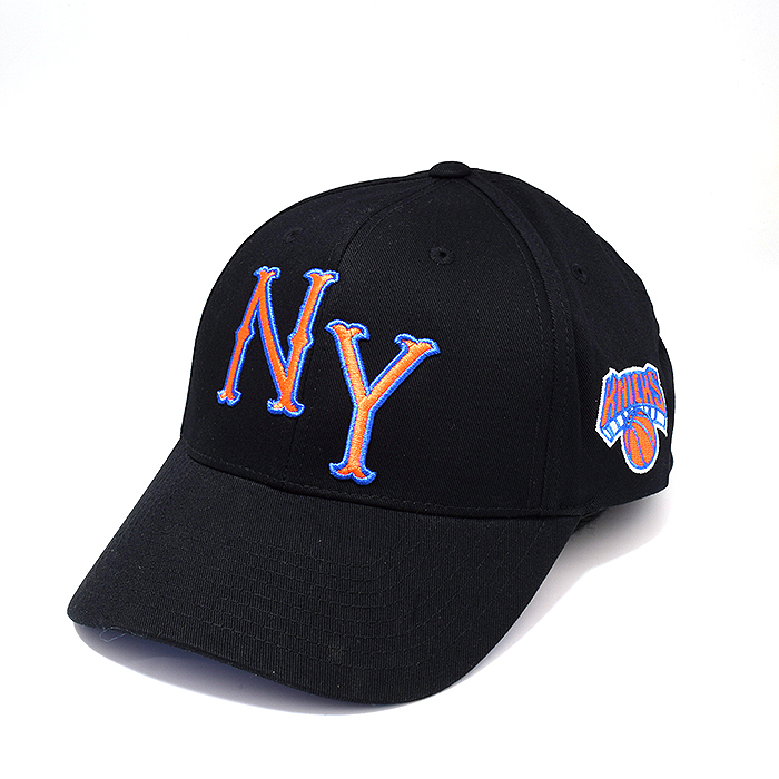 Mitchell & Ness MNNK20067 New York Knicks Sky High Low Pro Black OSFM