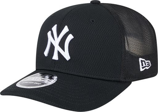 [198581275761] New Era New York Yankees 9Seventy Trucker Dashmark Black OSFM